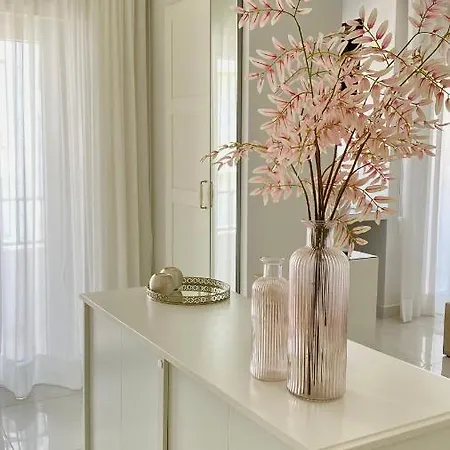 Ocean View Luxury Apartment